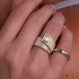 18K Yellow Gold Fluted Emerald cut Diamond Ring Natural